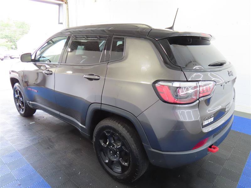 Used 2024 Jeep Compass Trailhawk AWD/4WD image 4