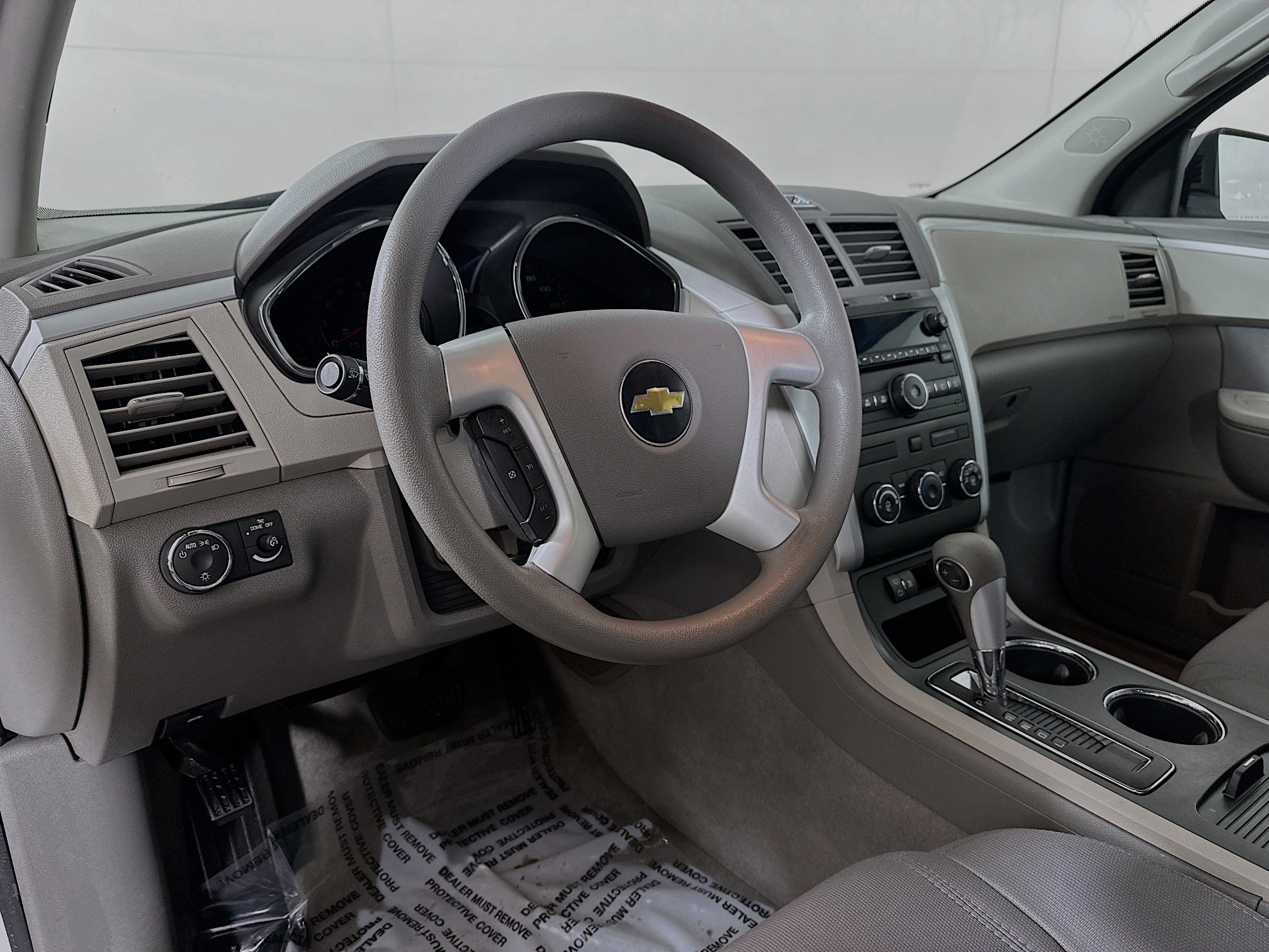 Used 2011 Chevrolet Traverse LS AWD/4WD image 9