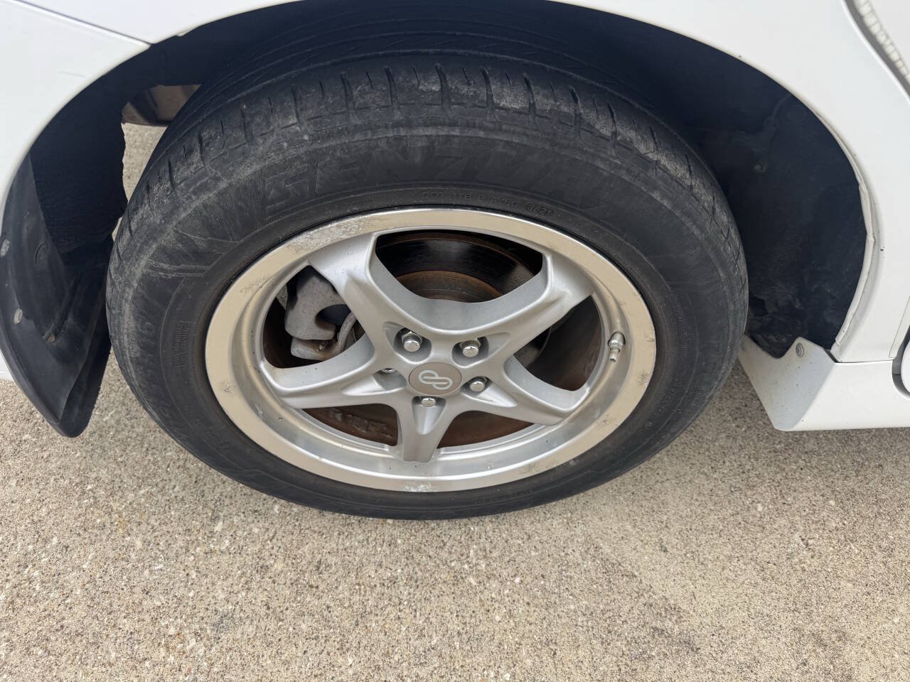 Used 2009 Toyota Matrix FWD image 32