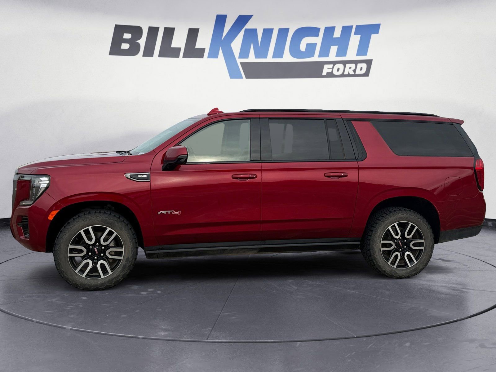 Used 2023 GMC Yukon XL AT4 w/ AT4 Premium Package image 2