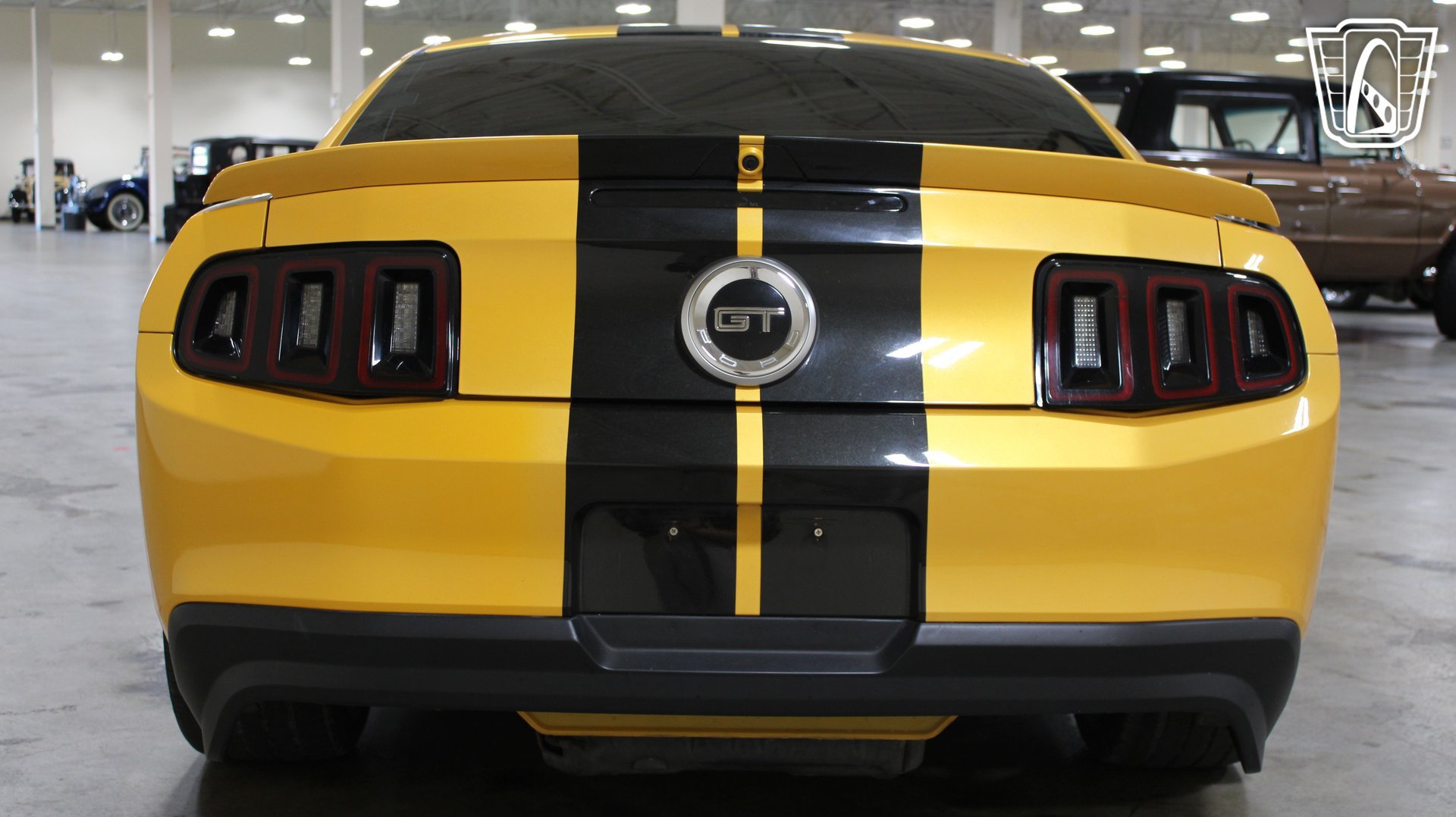 Used 2011 Ford Mustang GT RWD image 5