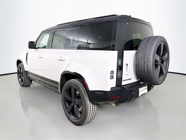 New 2026 Land Rover Defender 110 X-Dynamic SE image 7