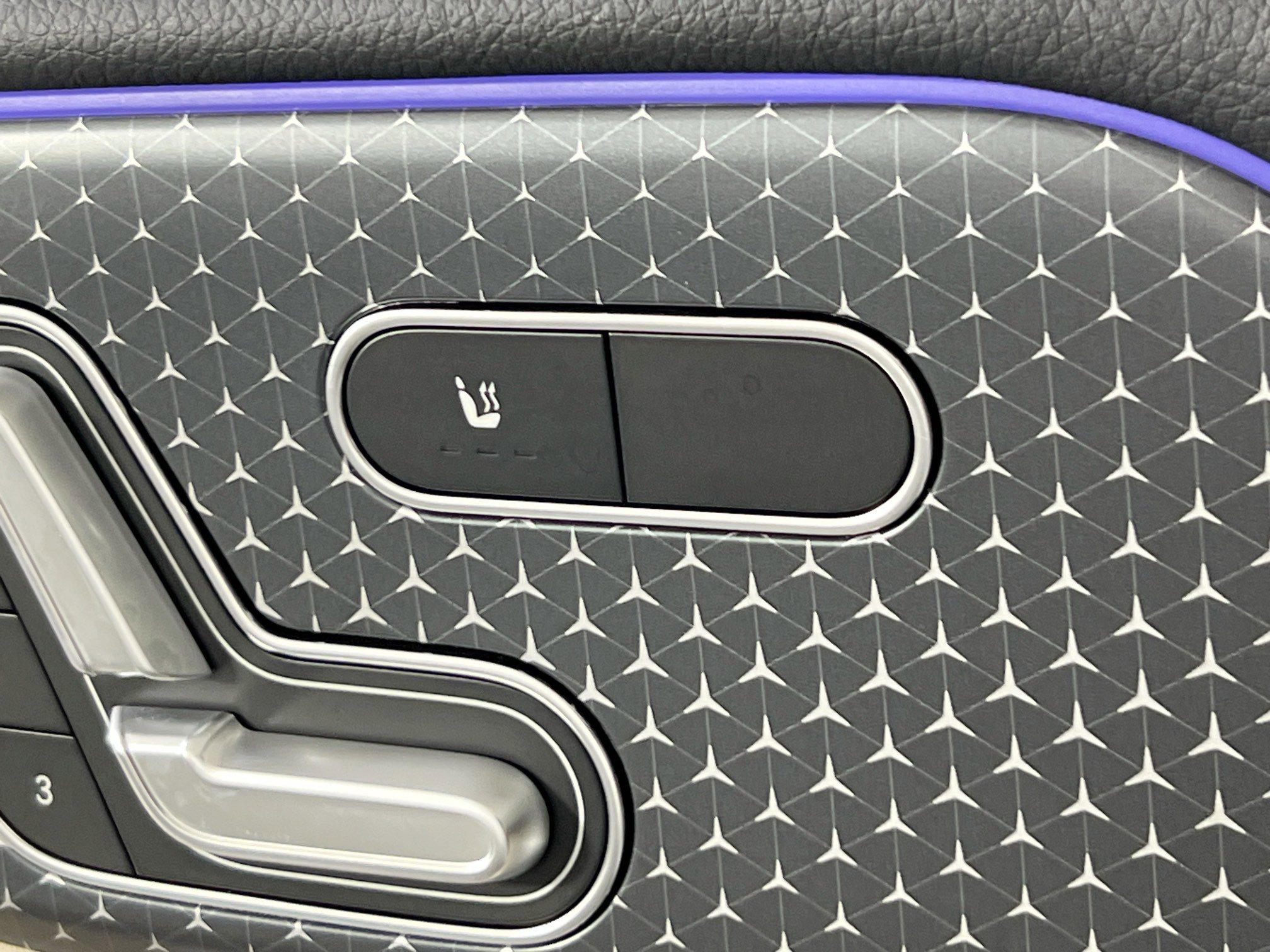 Used 2024 Mercedes-Benz GLB 250 4MATIC image 19
