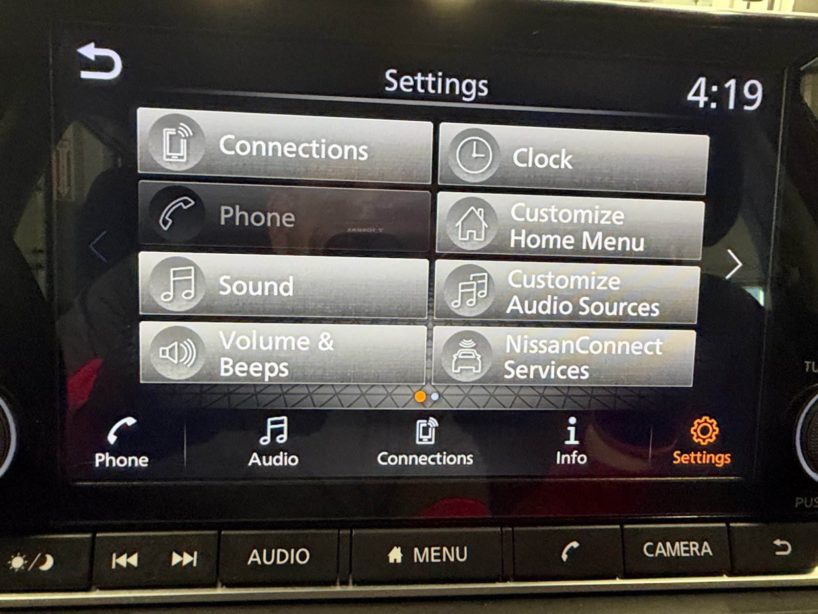 Used 2025 Nissan Rogue SV FWD image 30