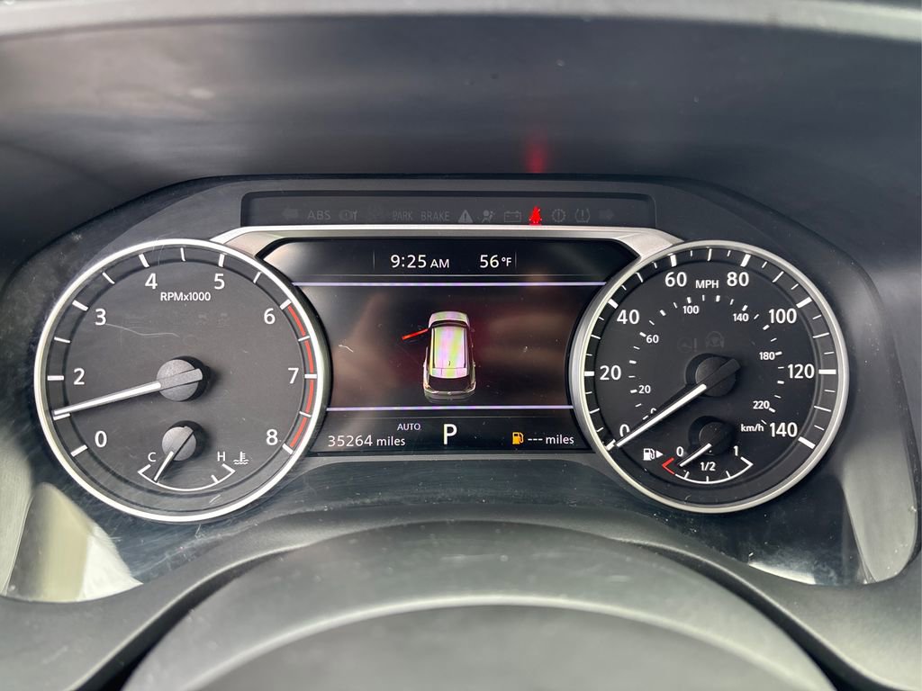 Used 2023 Nissan Rogue S AWD/4WD image 21