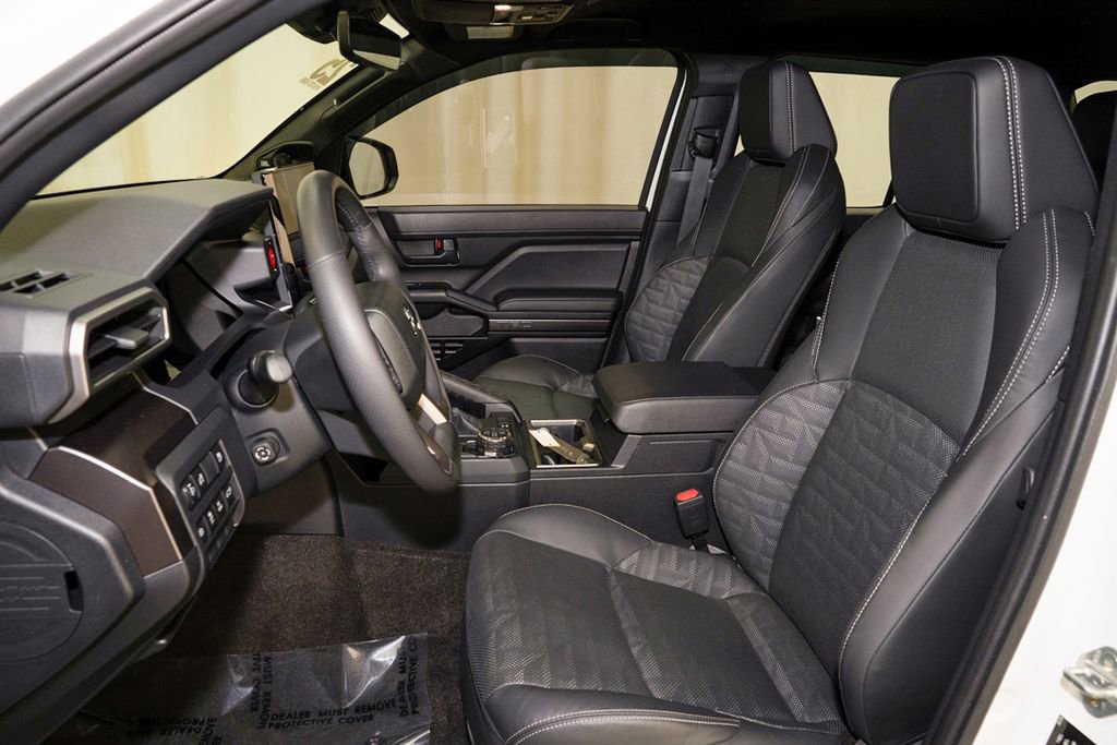 Used 2025 Toyota 4Runner TRD Off-Road Premium image 11