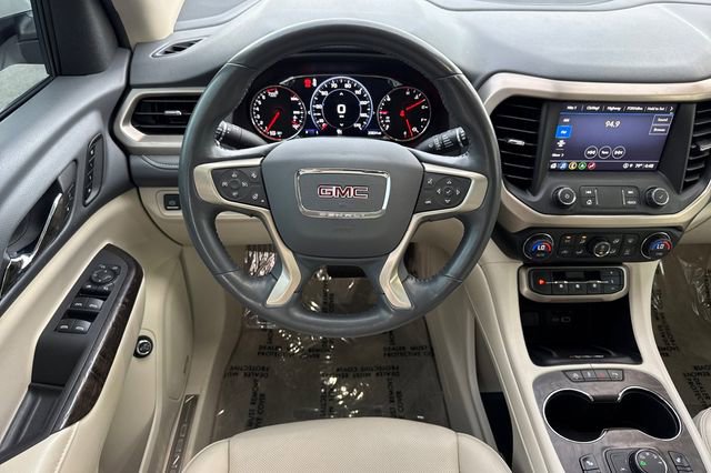 Used 2022 GMC Acadia Denali w/ Denali Ultimate Package image 14