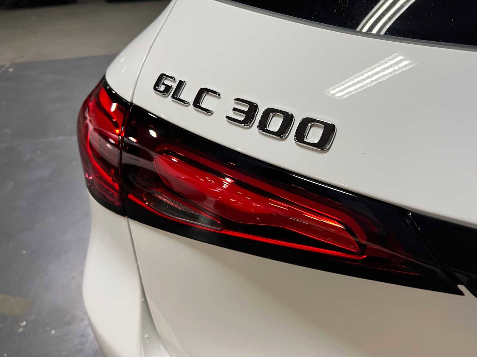 New 2025 Mercedes-Benz GLC 300 4MATIC image 13