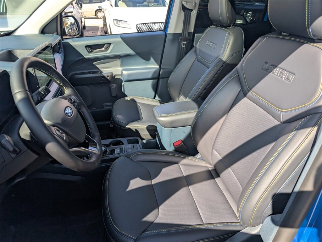 Used 2025 Ford Maverick Lobo image 10