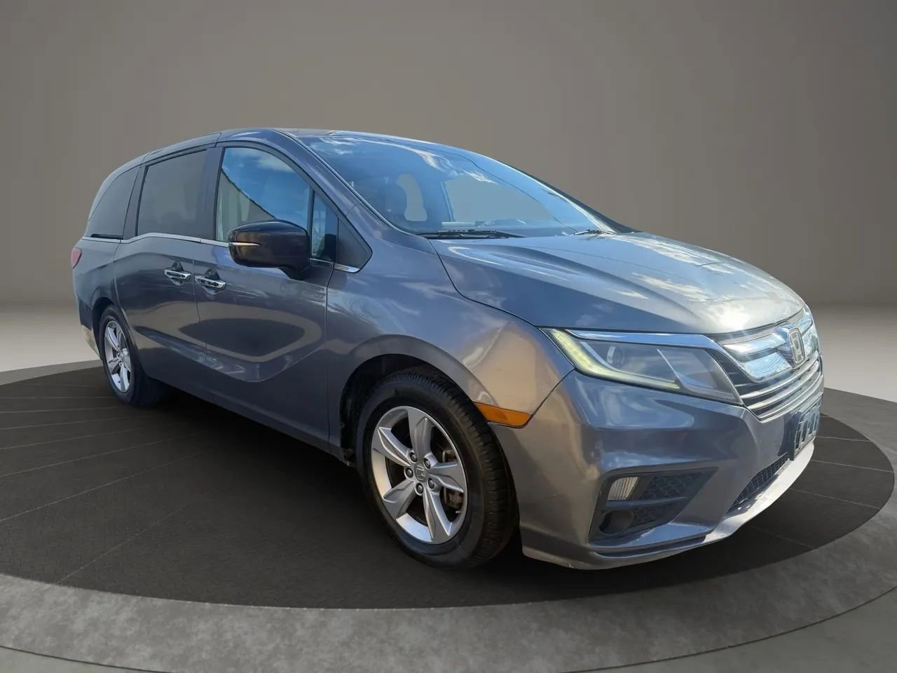 Used 2019 Honda Odyssey EX image 3