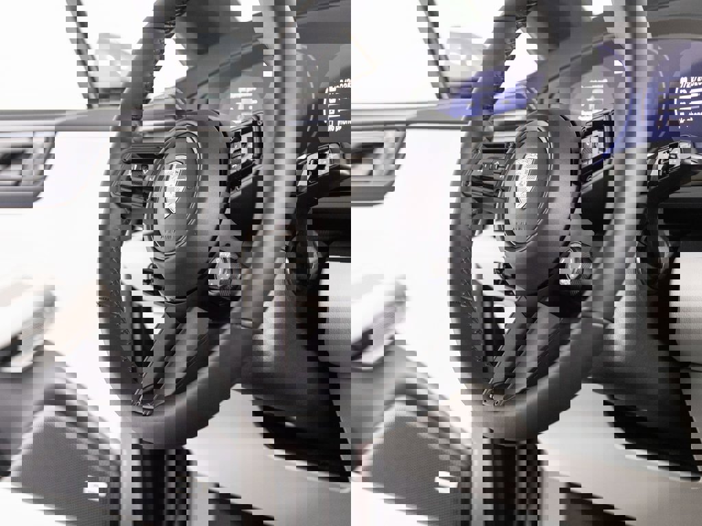 New 2025 Porsche Macan Turbo Electric image 25