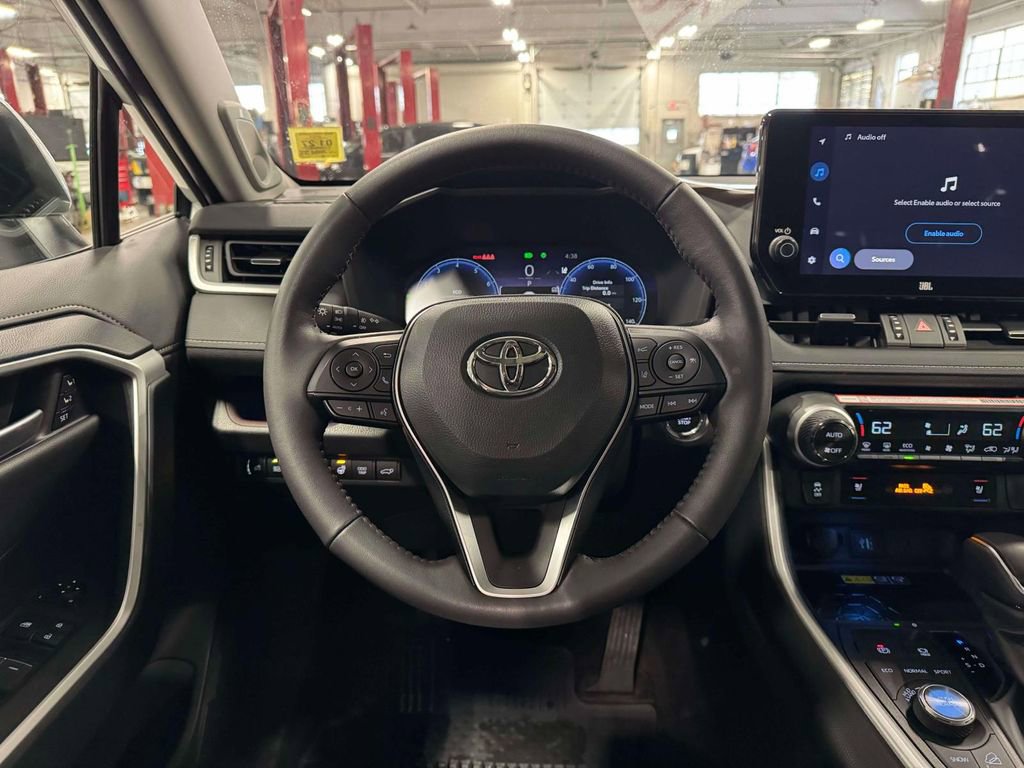 Used 2025 Toyota RAV4 Limited w/ Advanced Technology Package image 20