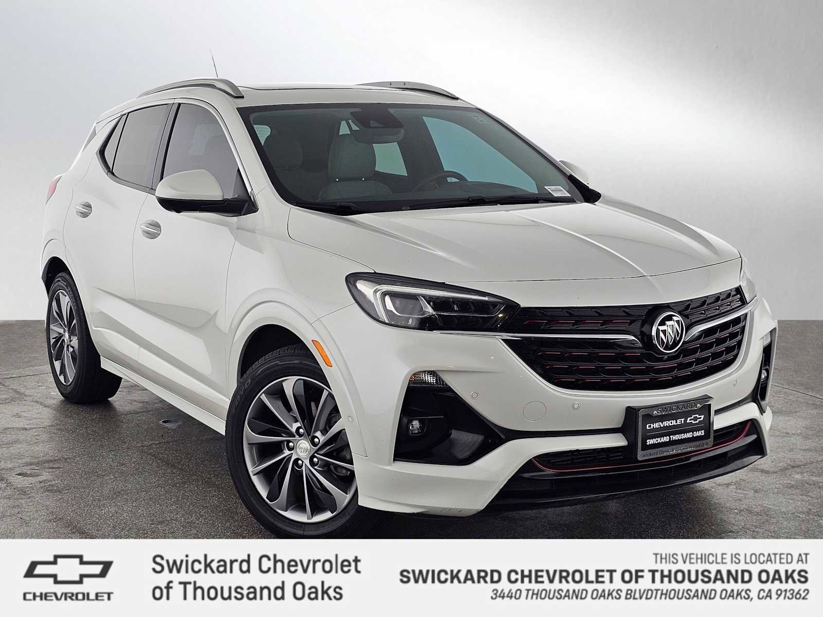 Used 2020 Buick Encore GX Essence w/ Experience Buick Package image 1