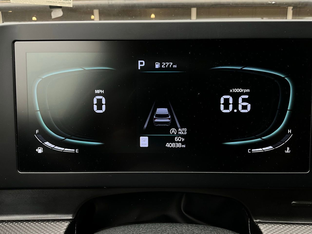 Used 2025 Kia Sportage LX FWD image 35