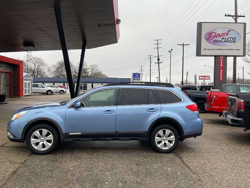 Used 2011 Subaru Outback 2.5i Limited w/ PWR Moonroof Pkg