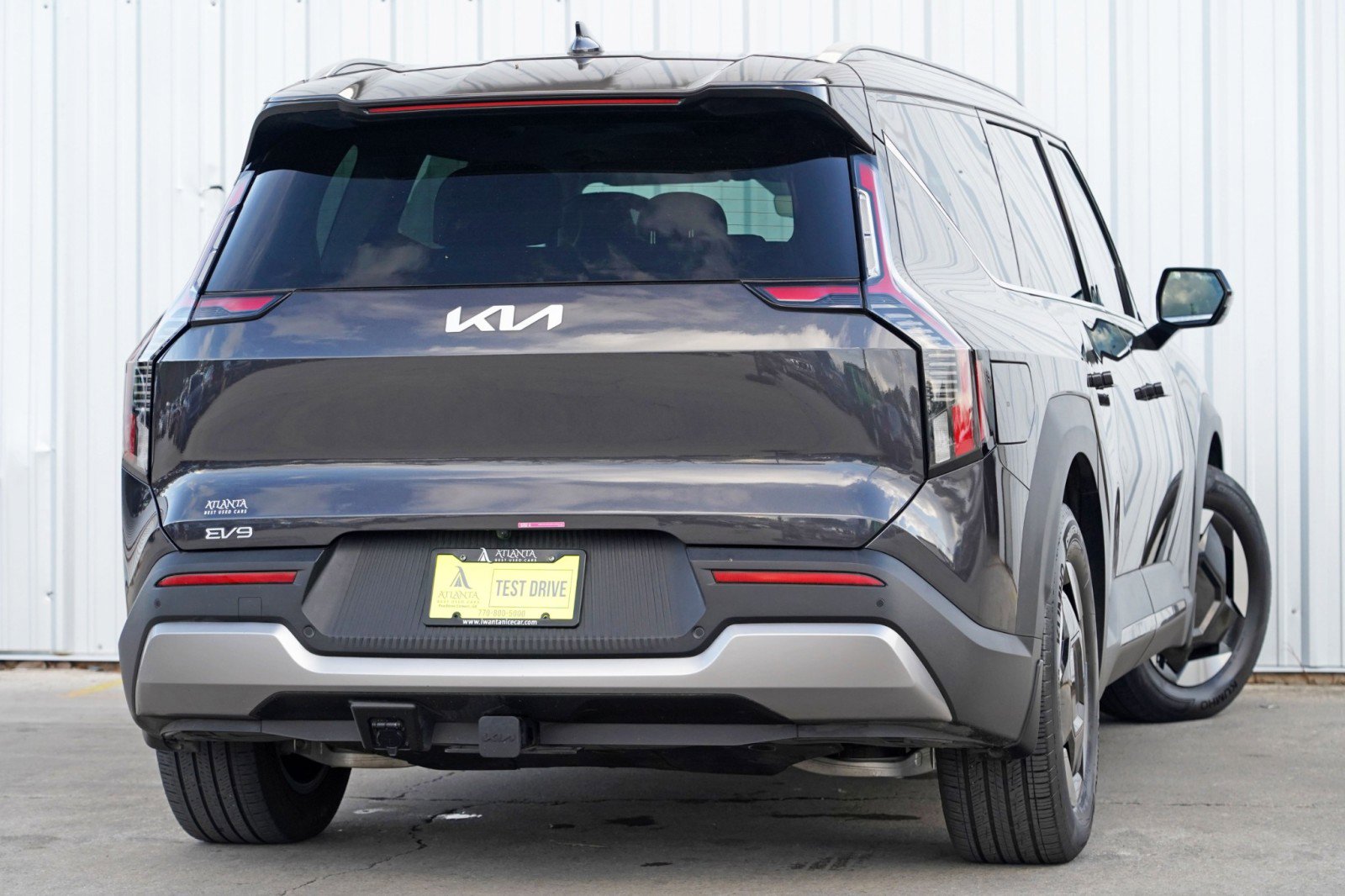 Used 2024 Kia EV9 Wind image 4