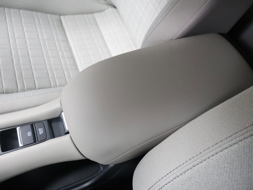 Used 2026 Honda HR-V LX image 28
