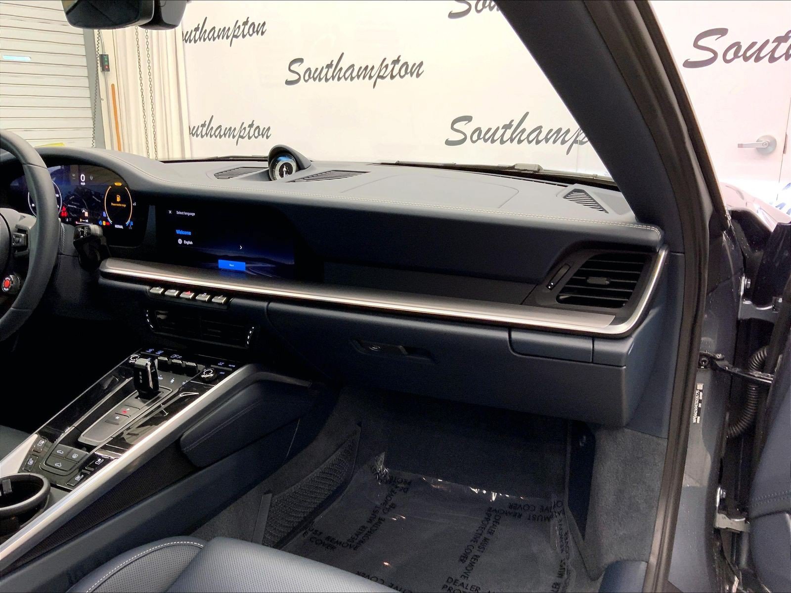 Certified 2026 Porsche 911 Carrera RWD image 22