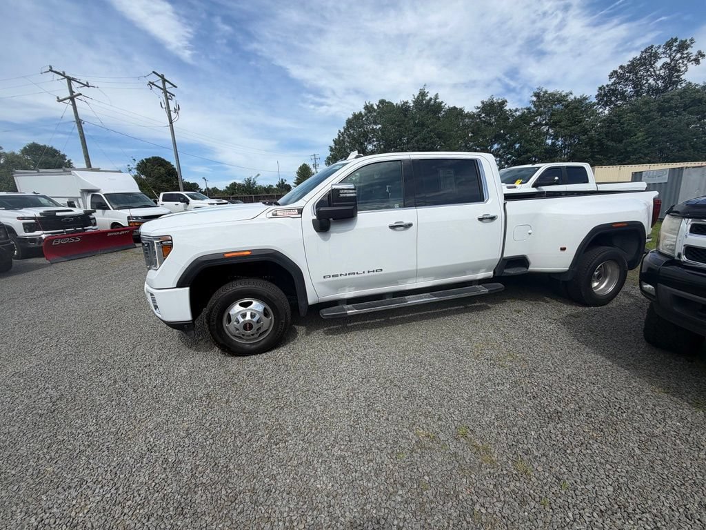Used 2023 GMC Sierra 3500 Denali AWD/4WD image 14