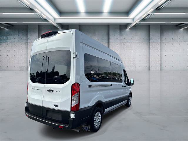 Used 2025 Ford Transit 350 XLT RWD image 4