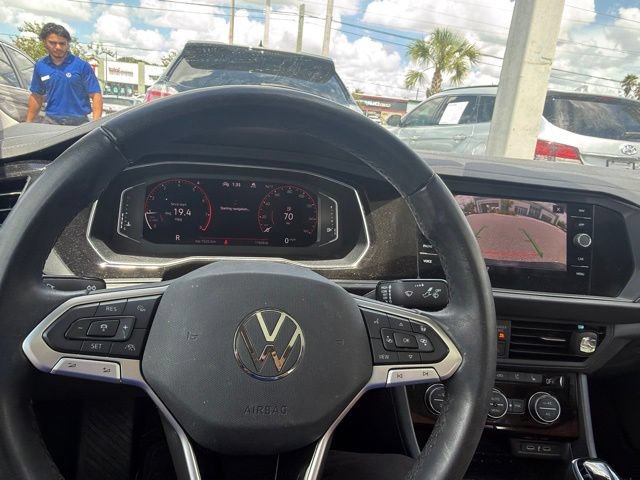 Certified 2024 Volkswagen Jetta SEL FWD image 22