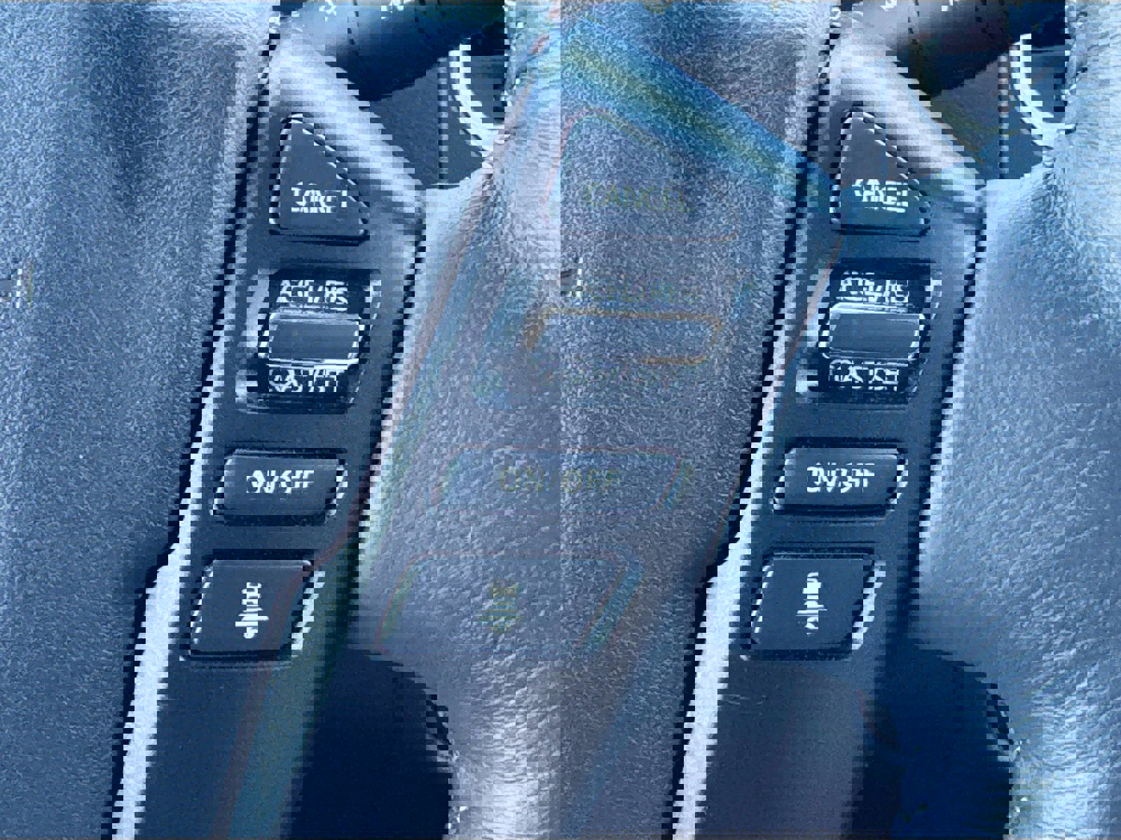 Used 2024 Nissan Frontier SL w/ Technology Package image 11