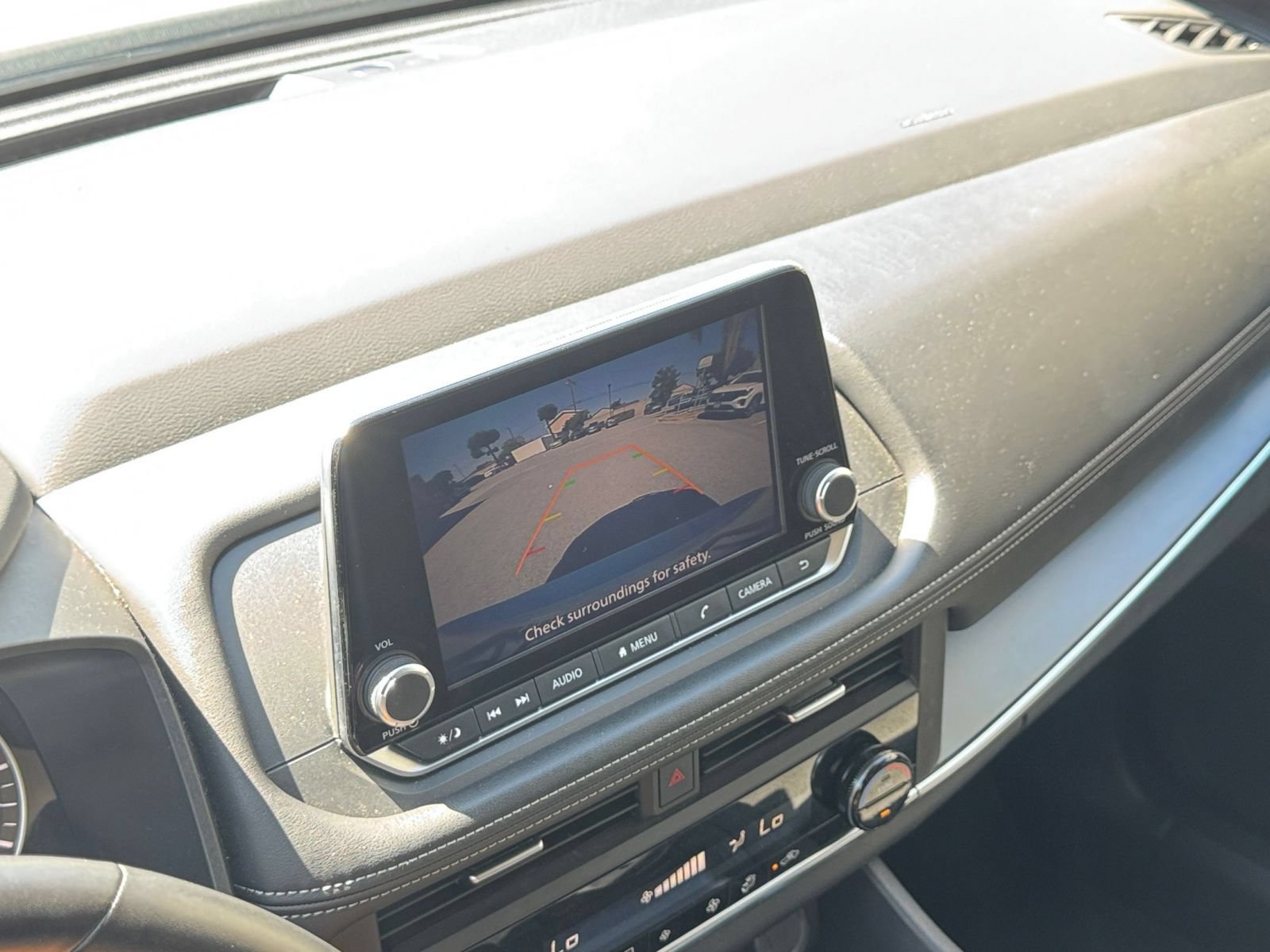 Used 2025 Nissan Rogue SV AWD/4WD image 25
