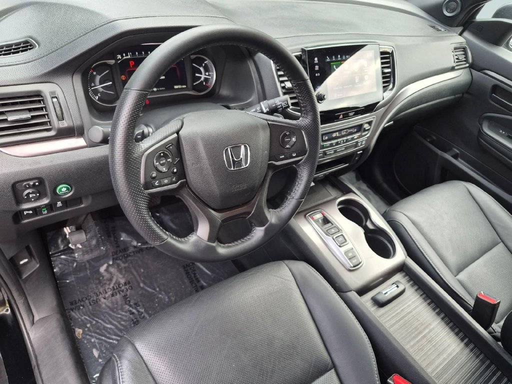Used 2023 Honda Passport EX-L image 12