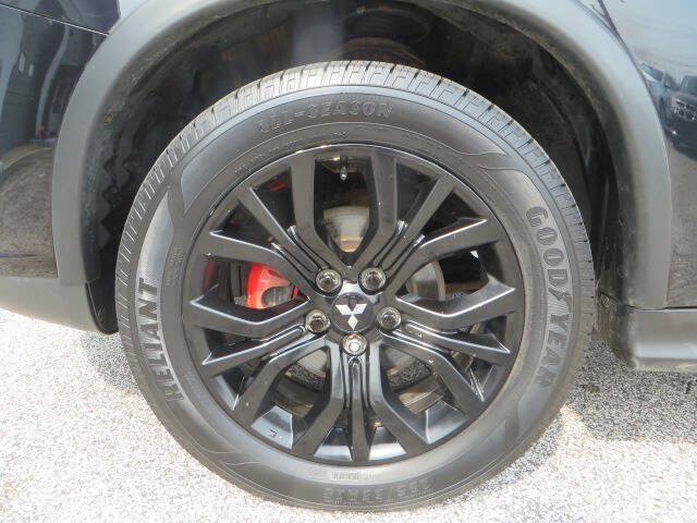 Used 2018 Mitsubishi Outlander Sport ES AWD/4WD image 47