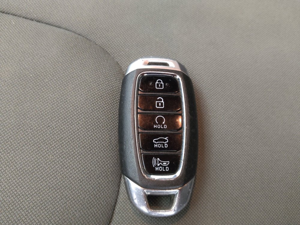 Used 2023 Hyundai Elantra SEL image 32