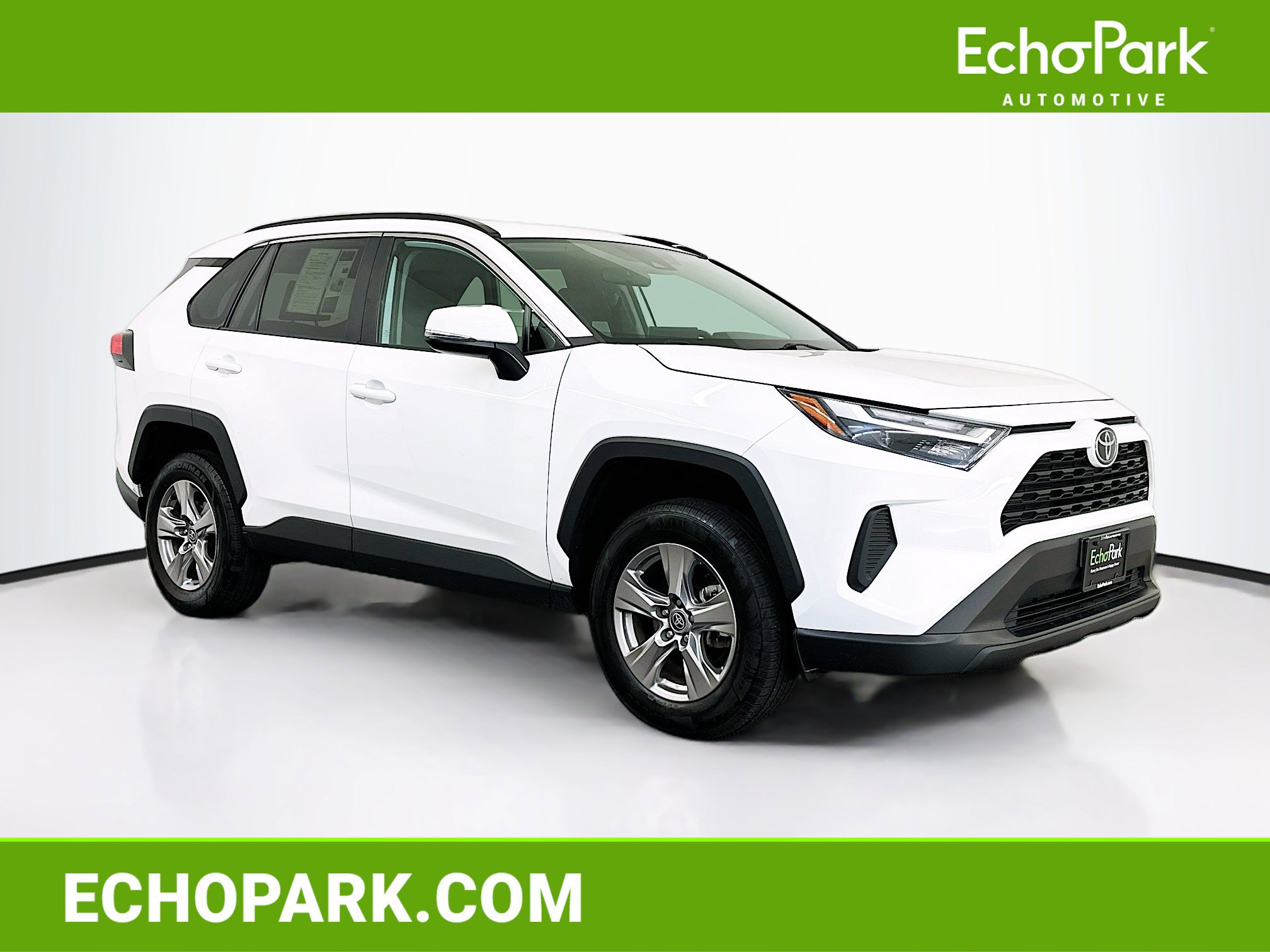 Used 2024 Toyota RAV4 XLE image 1