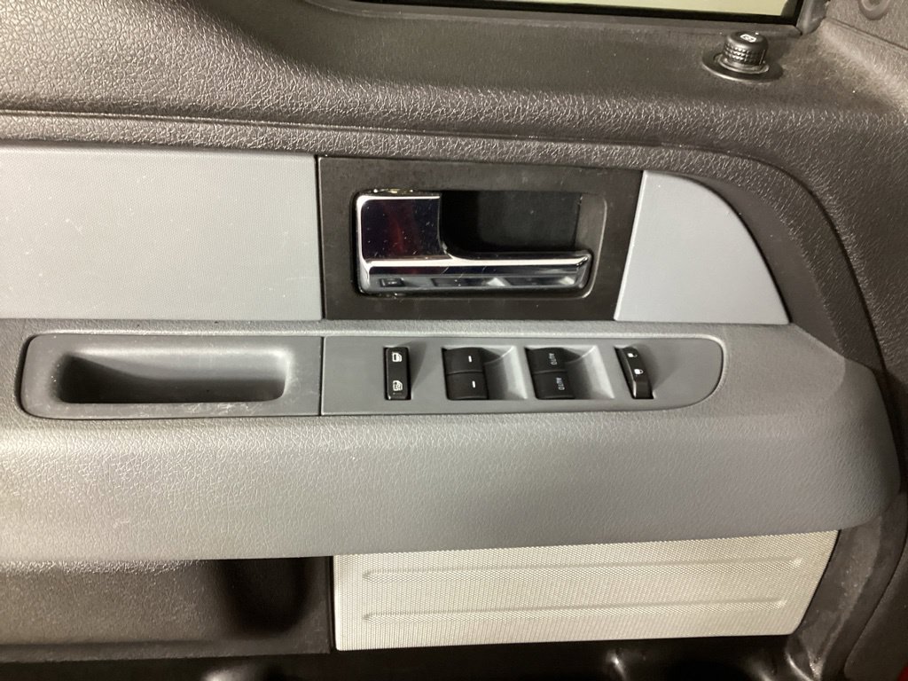 Used 2013 Ford F150 XLT w/ Luxury Equipment Group AWD/4WD image 11