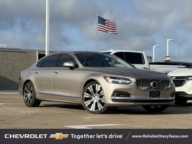 Used 2023 Volvo S90 B6 Ultimate image 2