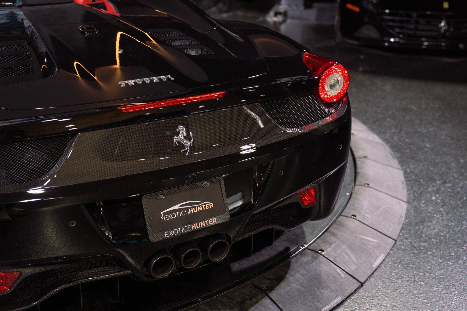 Used 2014 Ferrari 458 Spider RWD image 24