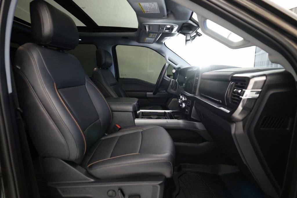 Used 2025 Ford F450 Lariat w/ Lariat Ultimate Package image 11