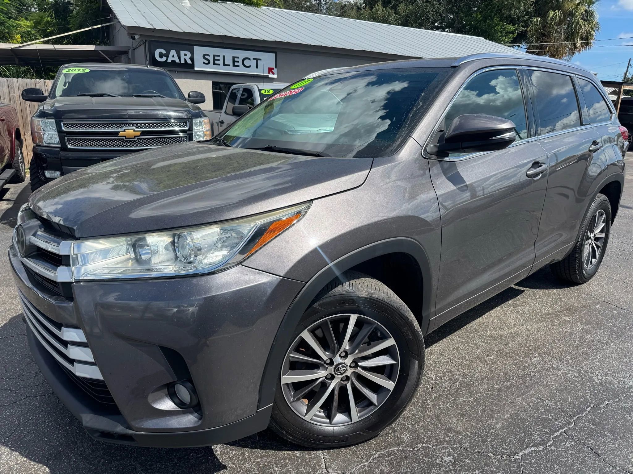 Used 2017 Toyota Highlander XLE