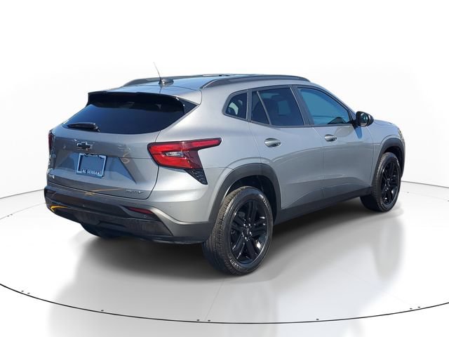 Certified 2025 Chevrolet Trax ACTIV w/ Driver Confidence Package FWD image 4