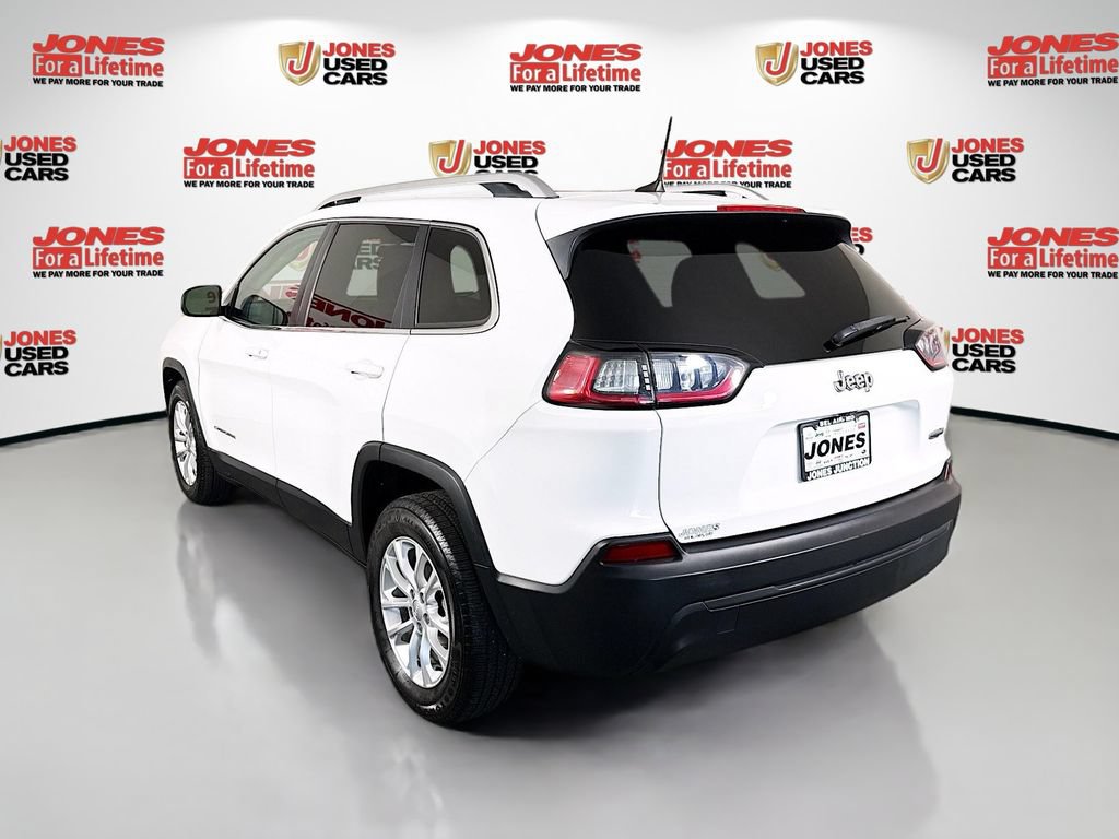 Used 2019 Jeep Cherokee Latitude w/ Popular Appearance Group FWD image 2