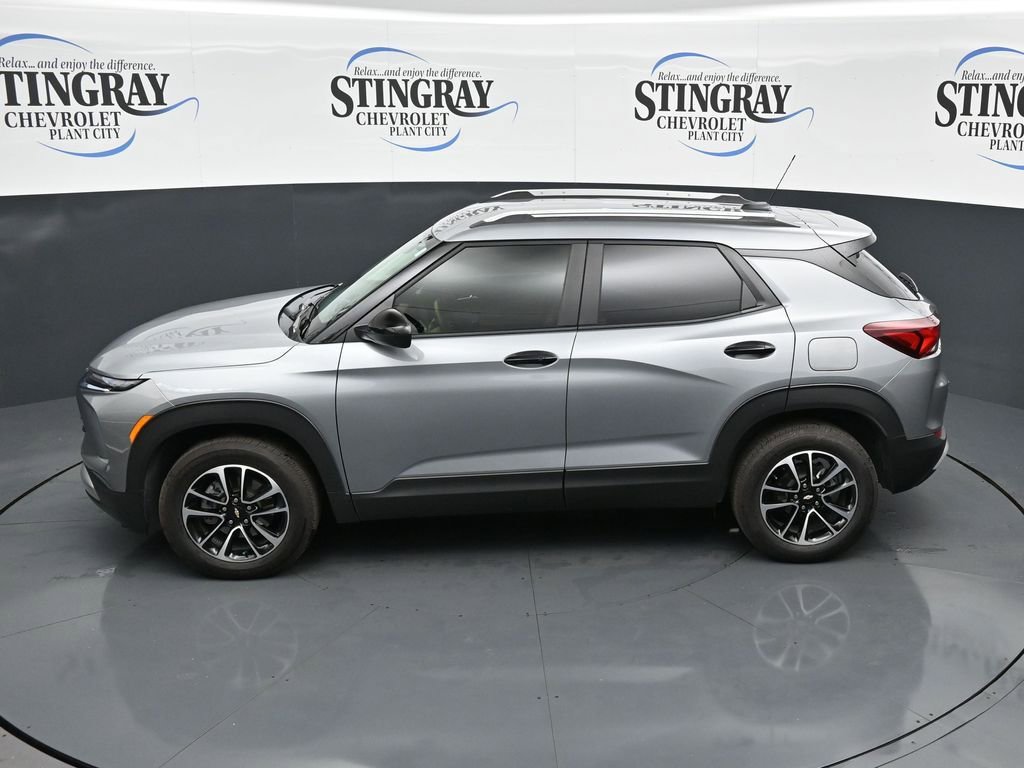 Used 2024 Chevrolet TrailBlazer LT w/ Convenience Package image 12