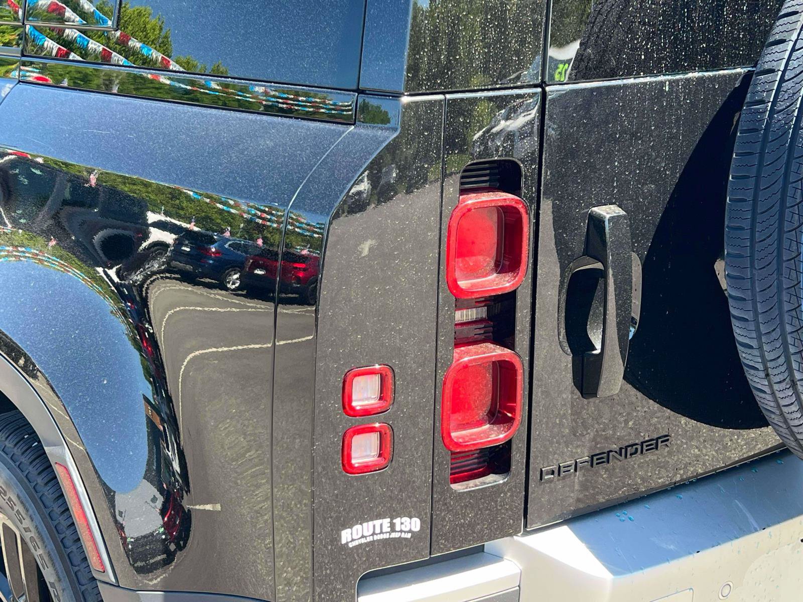 Used 2025 Land Rover Defender 110 S AWD/4WD image 8