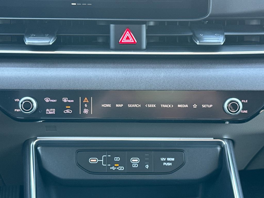 New 2026 Kia Carnival EX image 26