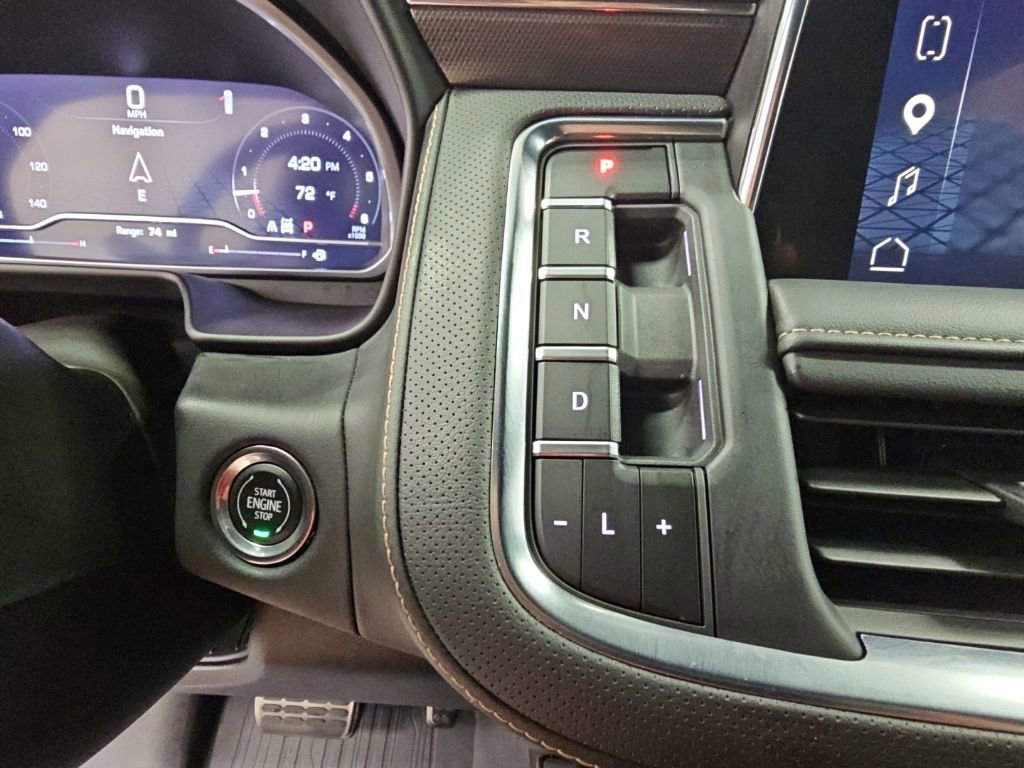 Used 2023 GMC Yukon AT4 w/ LPO, Floor Liner Package AWD/4WD image 24
