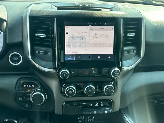 New 2026 RAM 1500 Express AWD/4WD image 23