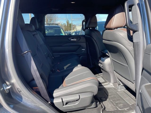 New 2025 Nissan Armada SL image 28