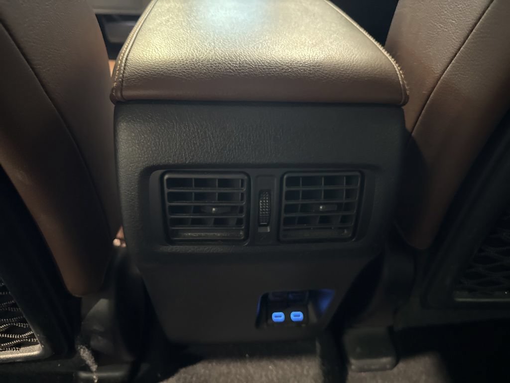 Used 2023 Toyota 4Runner Limited AWD/4WD image 38