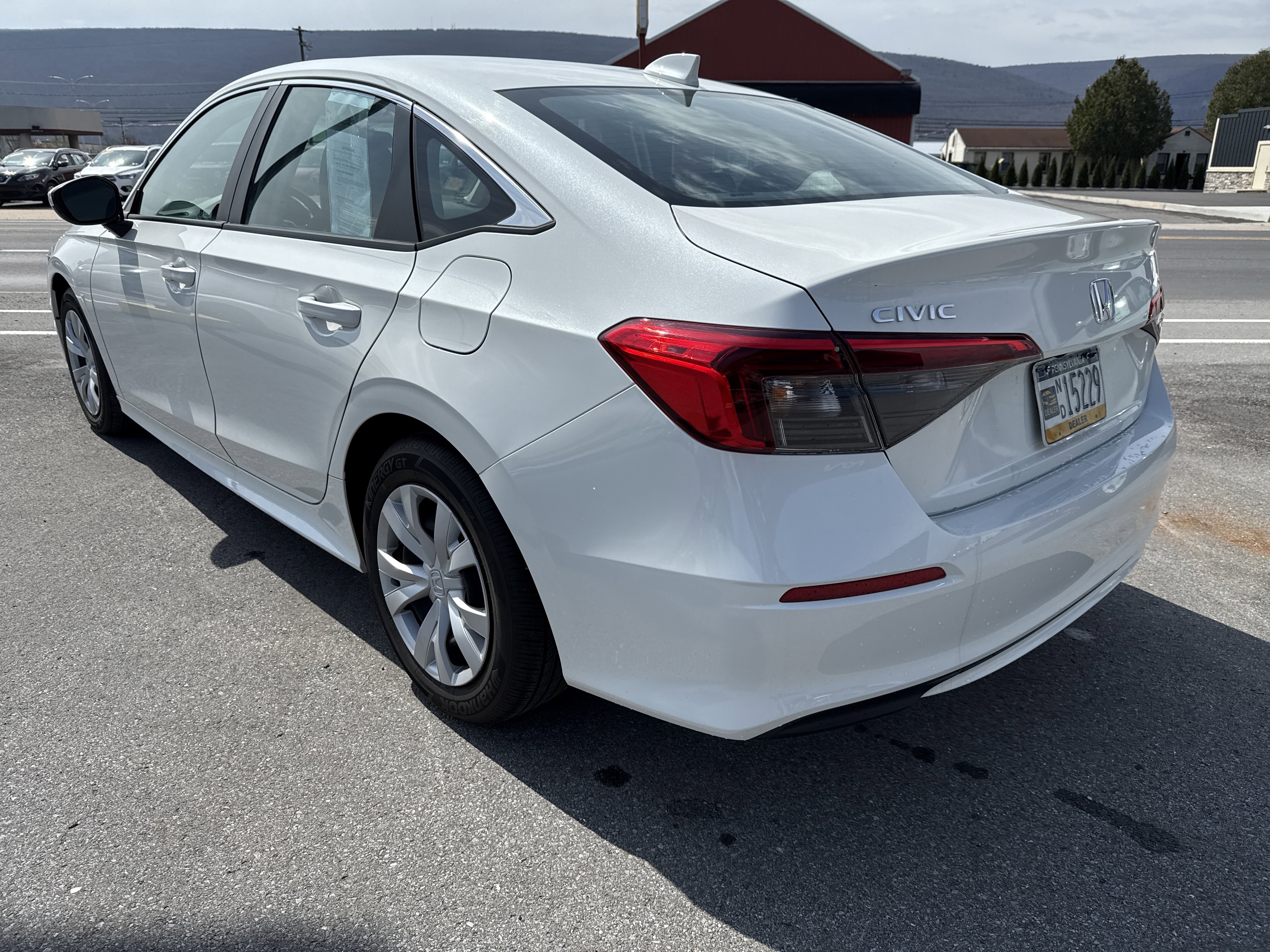 Used 2024 Honda Civic LX image 6