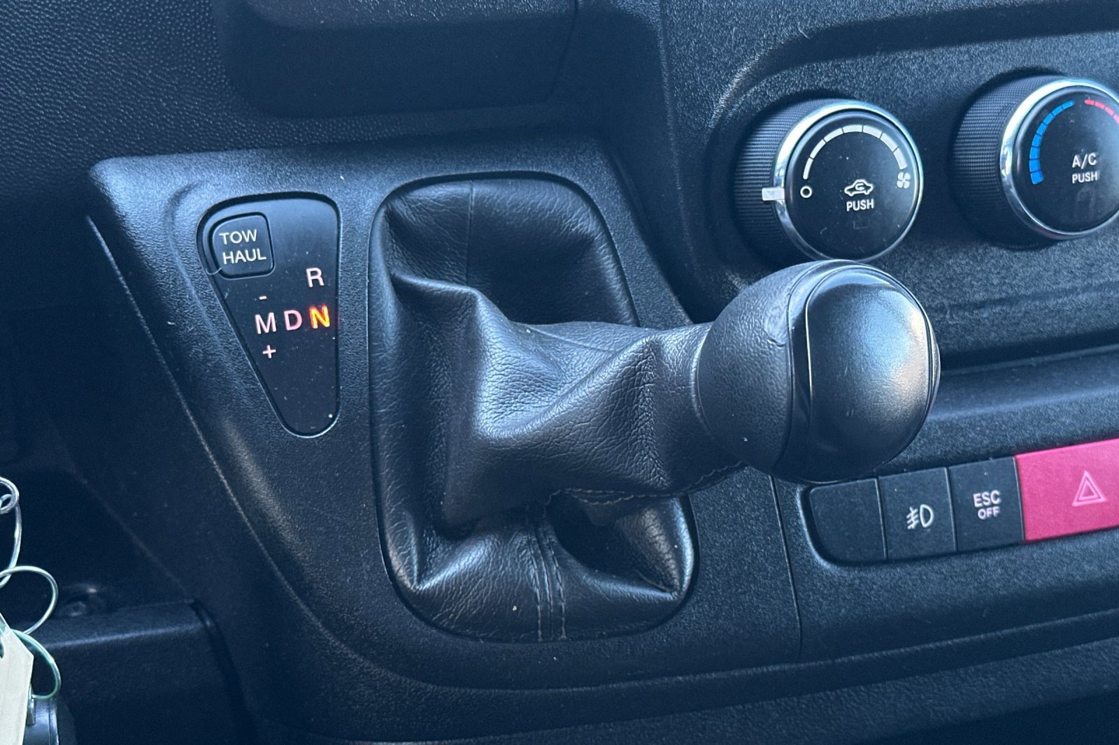 Used 2015 RAM ProMaster 2500 w/ Interior Convenience Group image 20