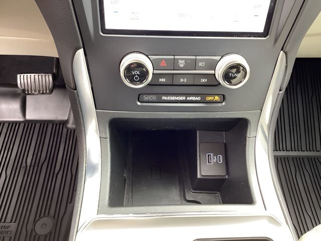 Used 2024 Ford Edge Titanium w/ Titanium Elite Package image 31