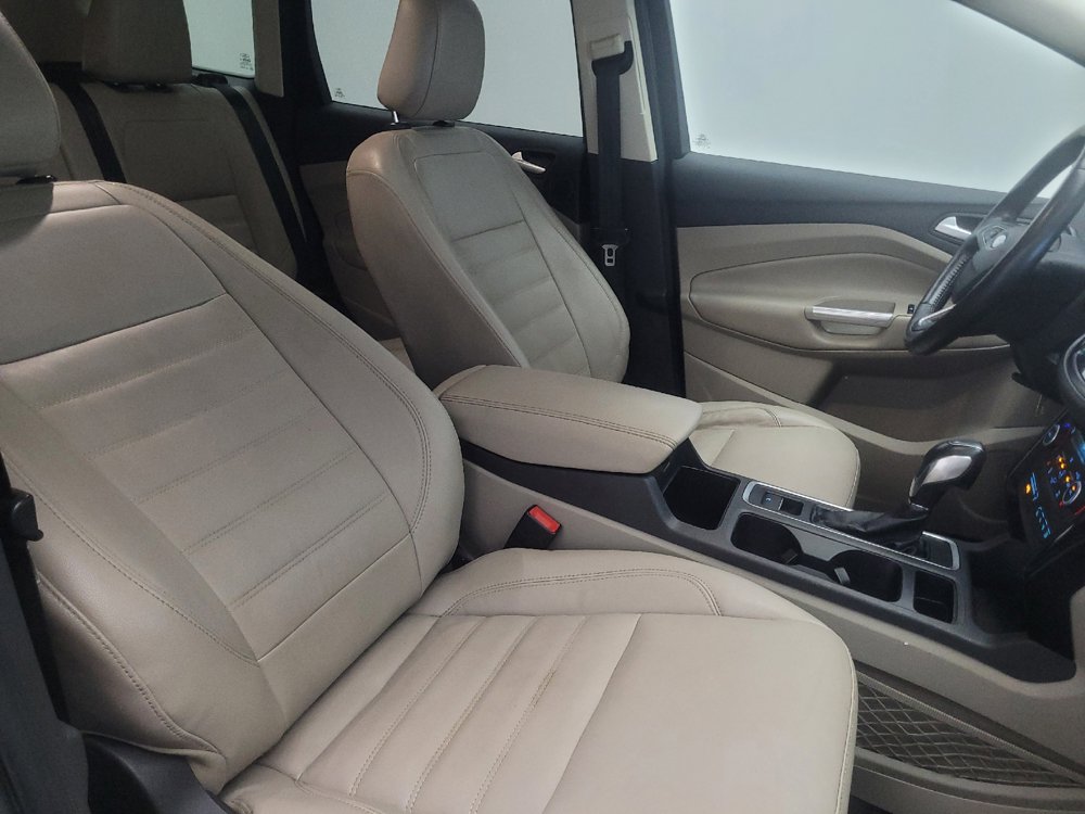 Used 2019 Ford Escape Titanium AWD/4WD image 21