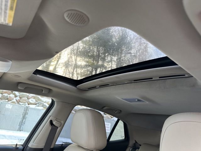 Used 2019 Buick Encore Essence w/ Experience Buick Package image 21